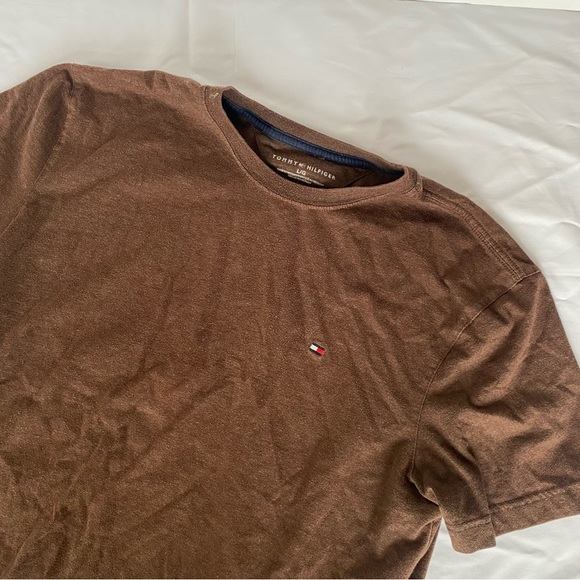 Brown Tommy Hilfiger tee - Picture 2 of 3